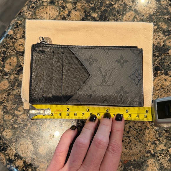 Louis Vuitton Coin Card Holder - Picture 10 of 13